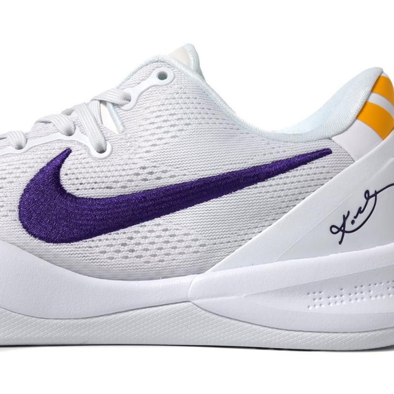 NIKE KOBE 8 PROTRO White and Court Purple ナイキ コービー プロトロ