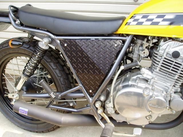 グラストラッカー BIGBOY カスタム ストリートラウンダーアルミサイド