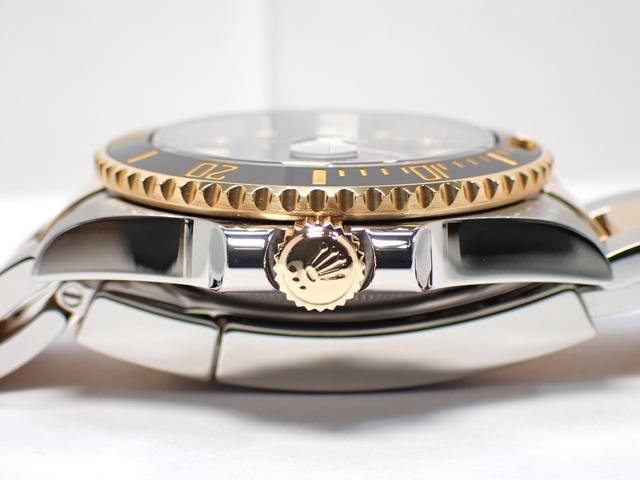 ロレックス サブマリーナ・デイト コンビ ブラック 8Pダイヤ