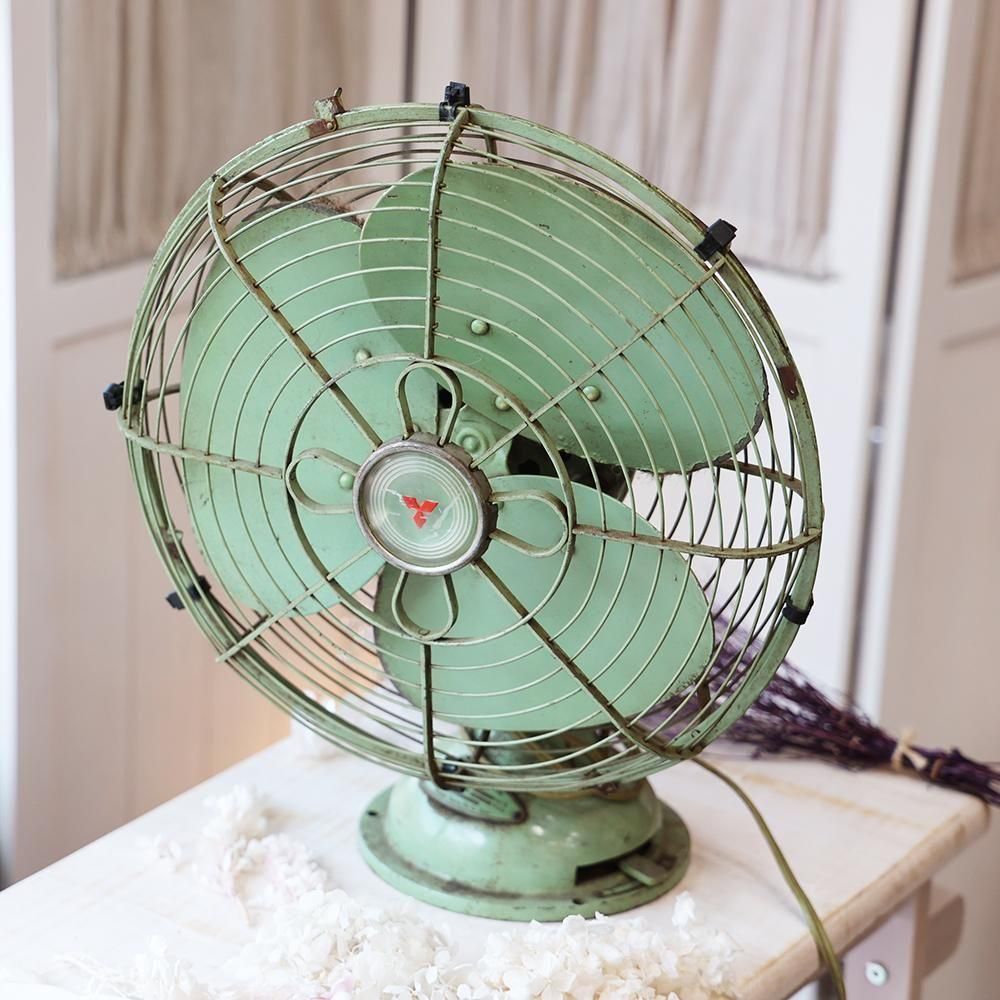 ミントグリーンの古びた扇風機（ジャンク）- 海福雑貨通販部