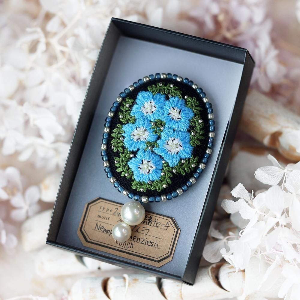 2way手刺繍ブローチ「ネモフィラ」 - 海福雑貨通販部