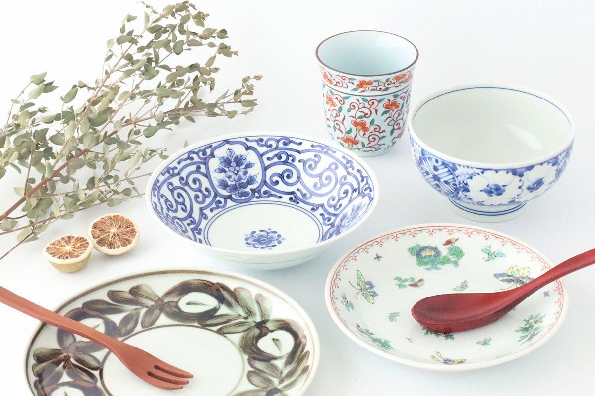 楕円皿｜8寸｜錦蝶絵｜磁器｜波佐見焼｜和食器通販｜うちる｜和食器の