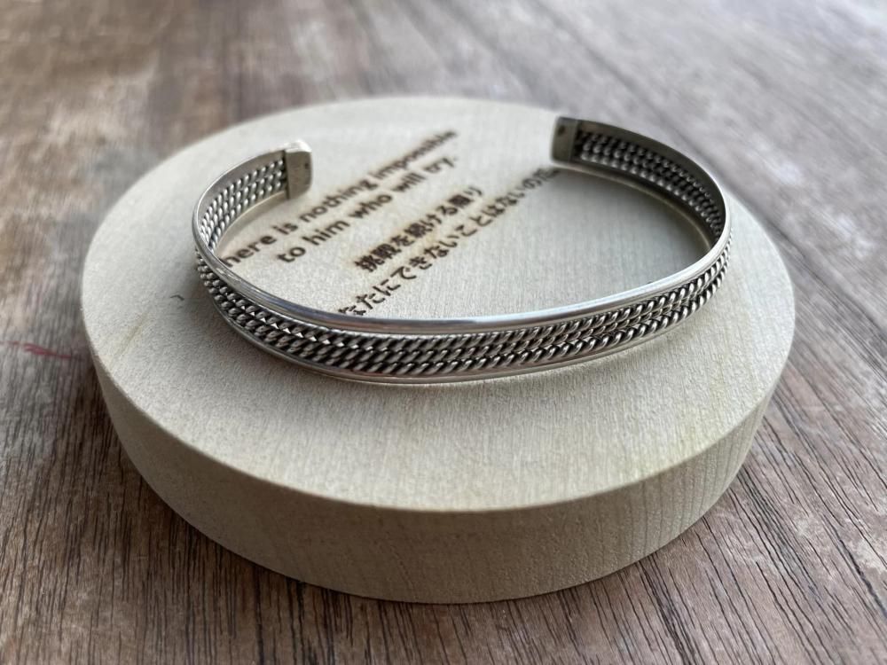 インディアンジュエリー ナバホ族【NAVAJO】通販 バングル ツイスト