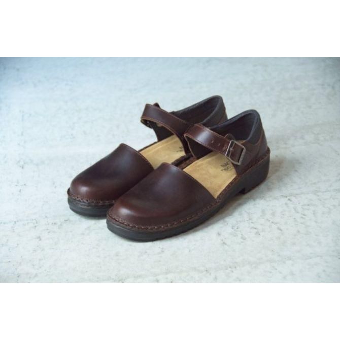 NAOT OLGA オルガ ストラップシューズ Buffalo Leather（赤茶）｜FRANK