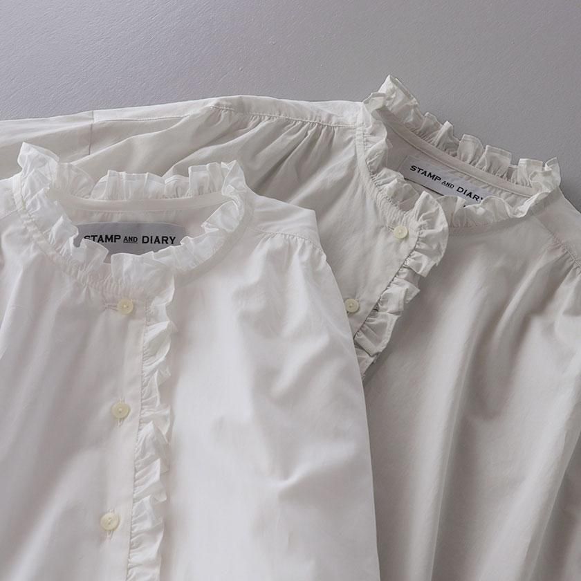 STAMP AND DIARY 100/1高密度ブロード ノーカラーフリルブラウス の
