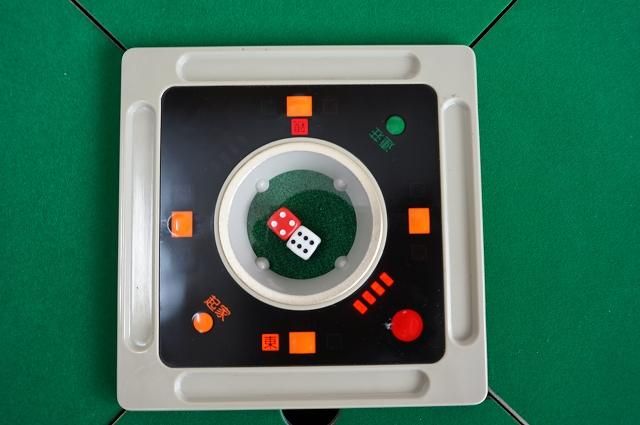 座卓変更もOK オーバーホール済み全自動麻雀卓 アモスモンスター - 全