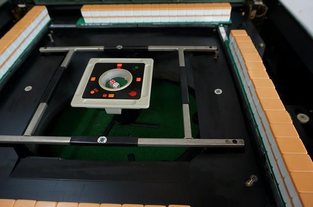 座卓変更もOK オーバーホール済み全自動麻雀卓 アモスモンスター - 全