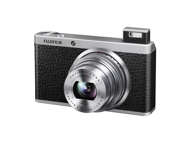 富士フイルム、高級コンデジ「X」シリーズ新モデル「FUJIFILM XF1