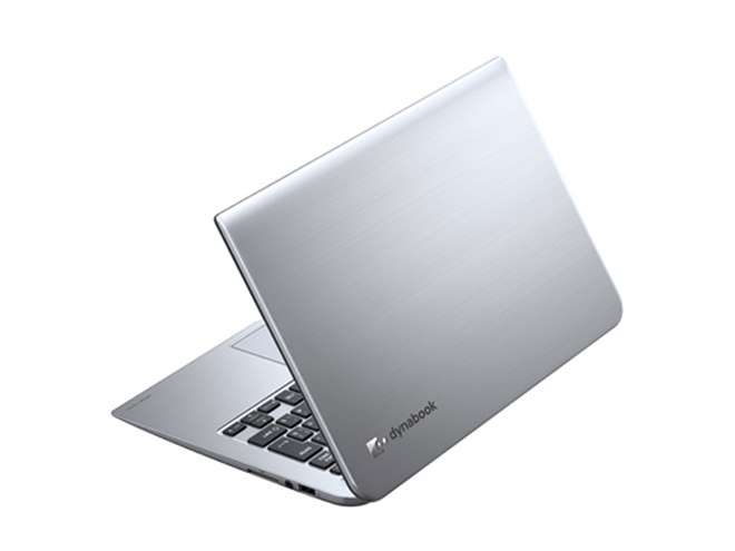 東芝、国内初の13.3型WQHD液晶搭載Ultrabook「dynabook KIRA V832