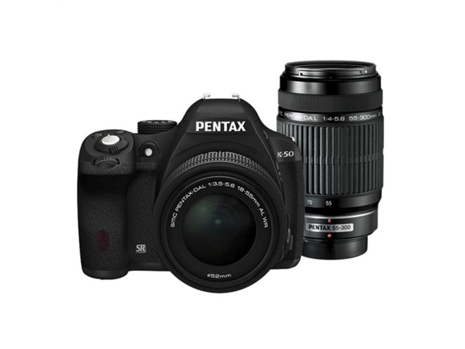 リコー、「PENTAX K-50」に「55-300」付きダブルズームキットを追加