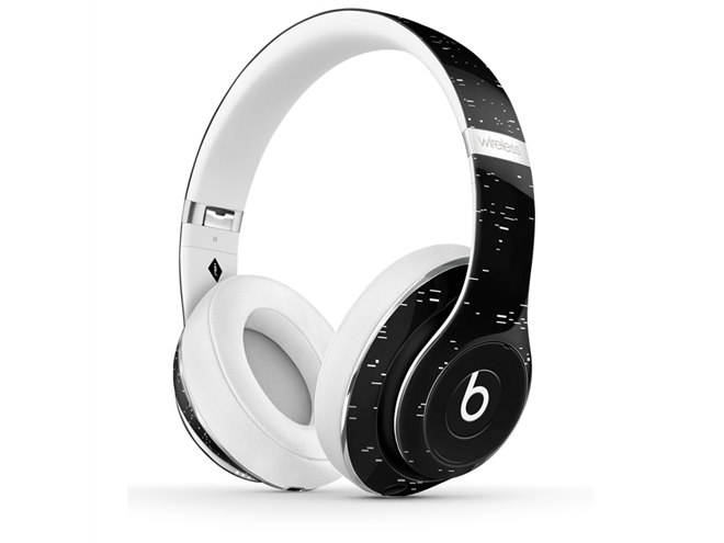 Beats、仏PIGALLEとコラボした限定版Bluetoothワイヤレスヘッドホン