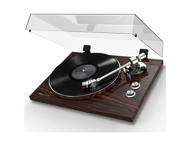 AKAI、ウォールナット仕上げのレコードプレーヤー「BT500」 - 価格.com
