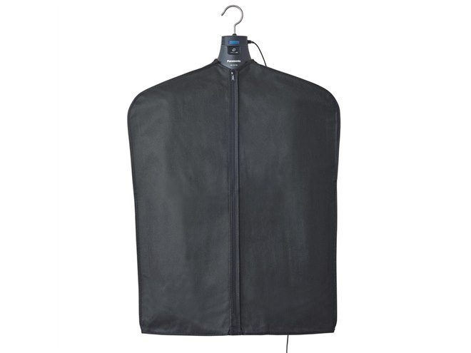 パナソニック、服をかけるだけでニオイをケアする「ナノイー X」脱臭