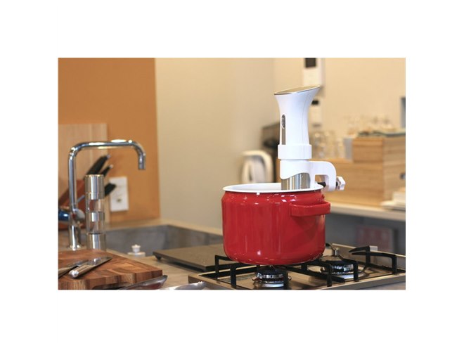 塊肉をジューシーに調理する低温調理器「BONIQ」が全国発売 - 価格.com