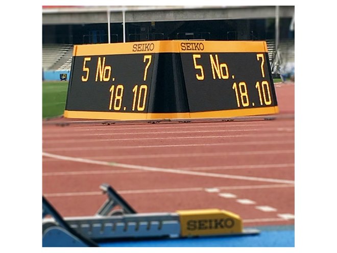 セイコークロック、限定200台のTEAM SEIKO特別仕様マルチサウンド