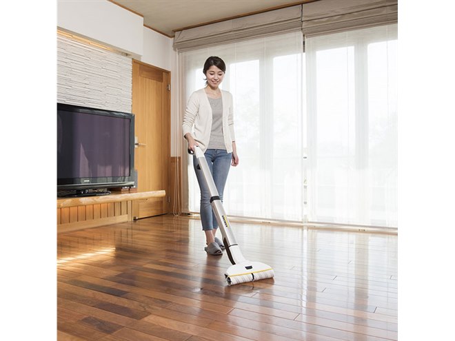 ケルヒャー、汚れを回収できる水拭きフロアクリーナー「FC 3d」 - 価格.com