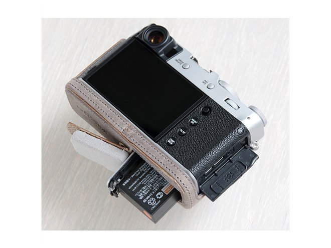 ユリシーズ、高さが1cm増す「FUJIFILM X100V」用レザーケース - 価格.com