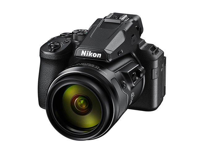 ニコン、手ブレ補正効果5.5段の光学83倍ズームカメラ「COOLPIX P950