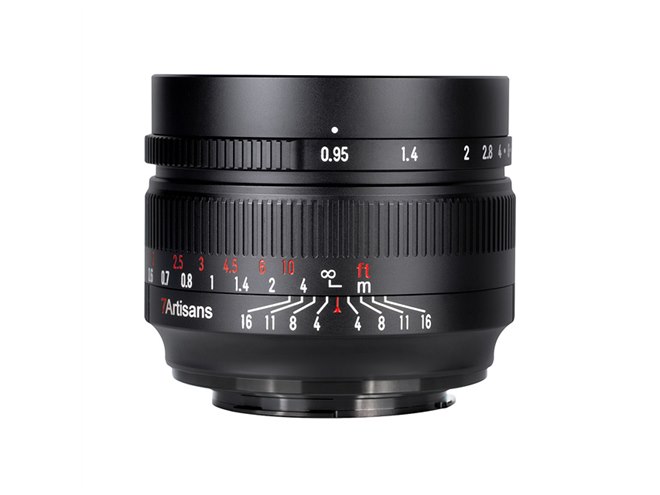 七工匠、APS-Cミラーレス用の超大口径標準レンズ「7Artisans 50mm F0