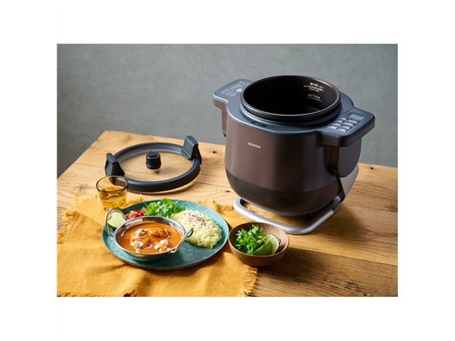 アイリスオーヤマ、内なべが自動回転する「自動かくはん式調理機 CHEF