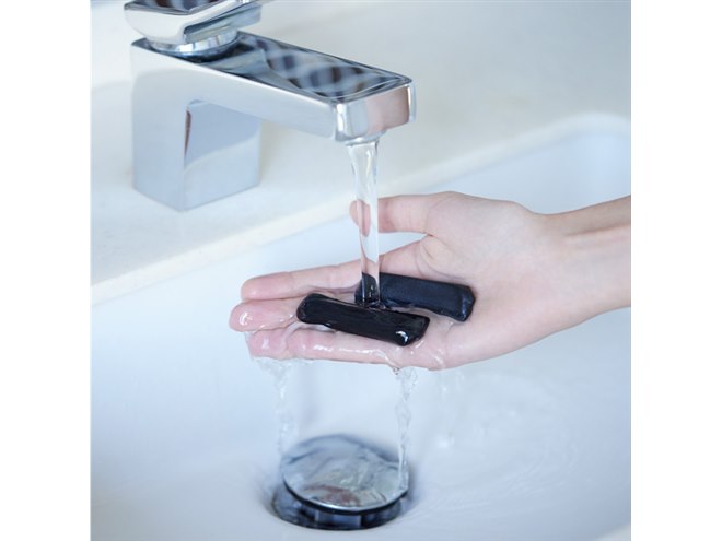 MTG、顔の表情筋を効率的に鍛えるEMSを搭載した「SIXPAD Facial Fit