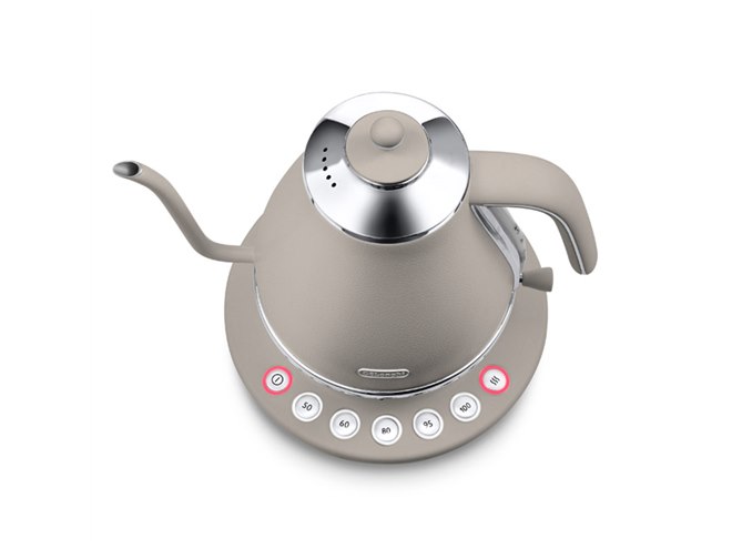 デロンギ、「アイコナ 電気カフェケトル」の新色ビターグレージュを