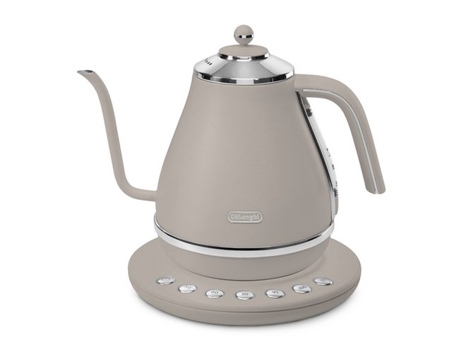 デロンギ、「アイコナ 電気カフェケトル」の新色ビターグレージュを