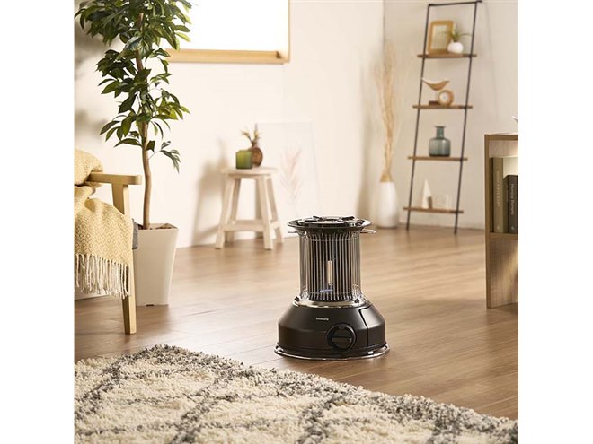 イワタニ、カセットガスを採用した屋内外兼用ストーブ「マル暖