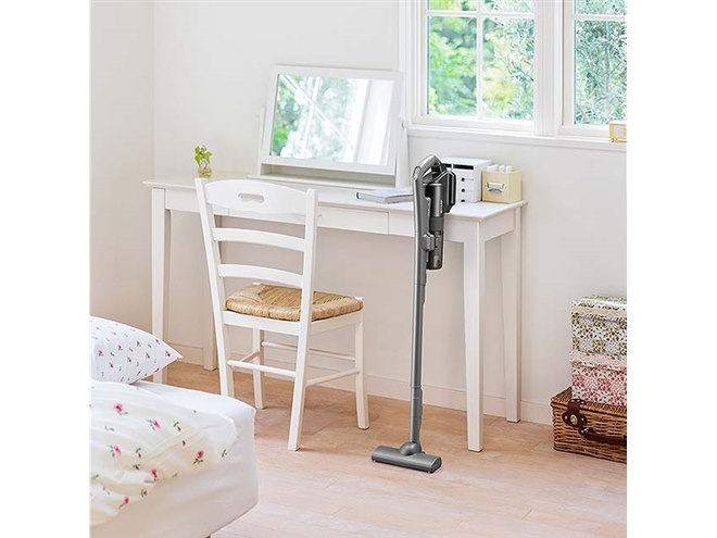 シャープ、軽量1.2kgのスティック掃除機「マイルームスティック」を