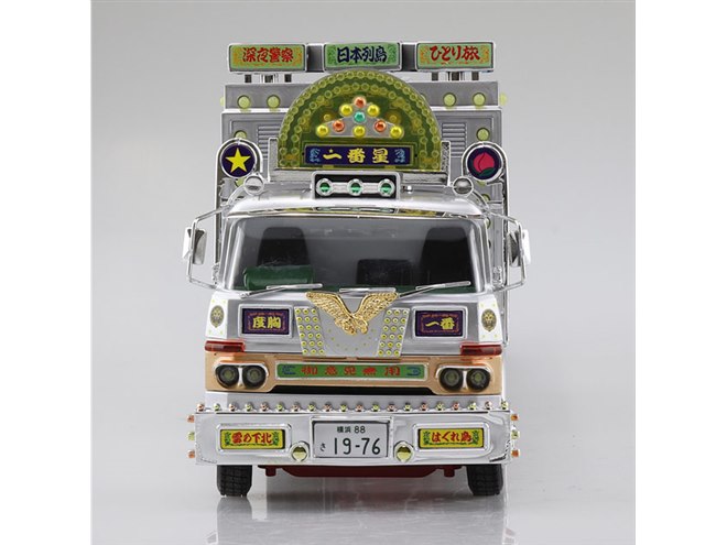 SKYNET「1/32 RCトラック野郎 一番星 望郷一番星」がACアダプター付き