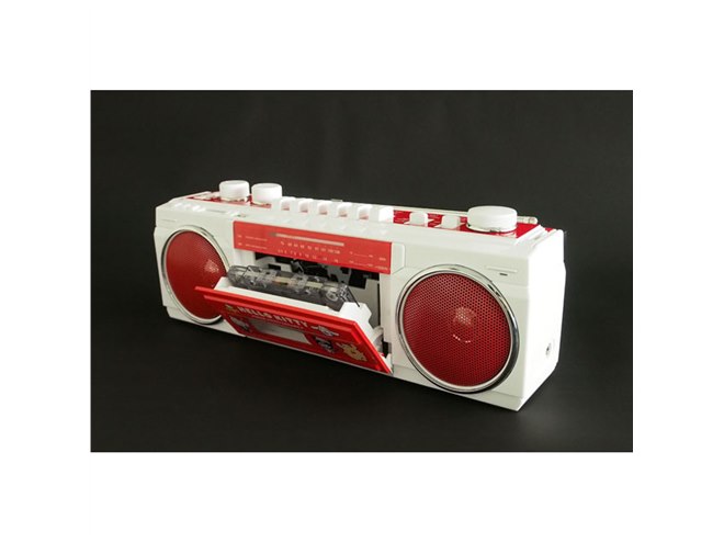 新品】ハローキティ50周年 Bluetooth機能搭載ステレオラジオカセット