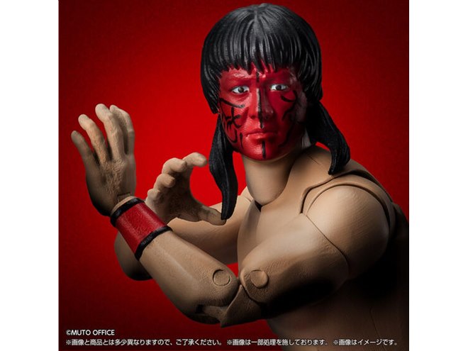 毒霧噴射ギミック付き、グレート・ムタのアクションフィギュアを