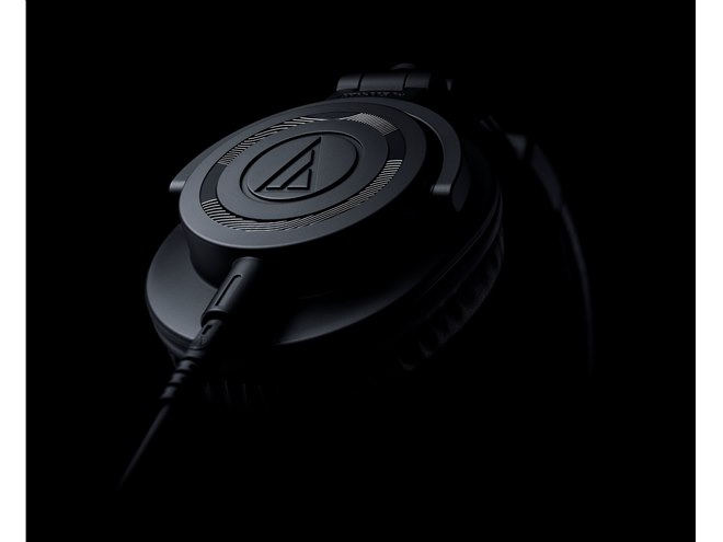 オーテク、モニターヘッドホン「ATH-M50x」に2025年限定モデル オール