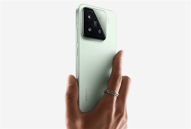 シャオミ、コンパクトフラッグシップ6.36型スマホ「Xiaomi 15」を本日4