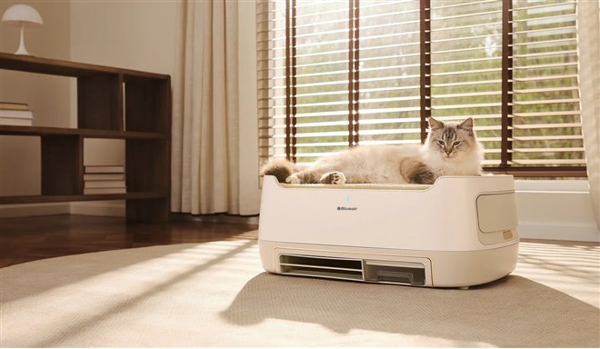 ブルーエア、ペットのニオイと抜け毛に適応したベッド一体型空気清浄機