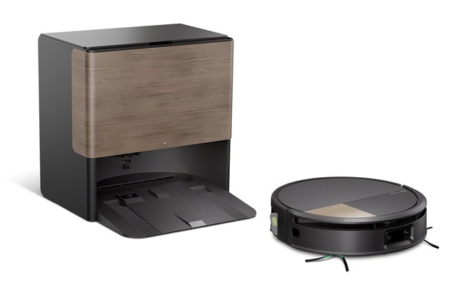 アイロボット、温水清掃ができる伸縮式ローラーモップ搭載の「Roomba