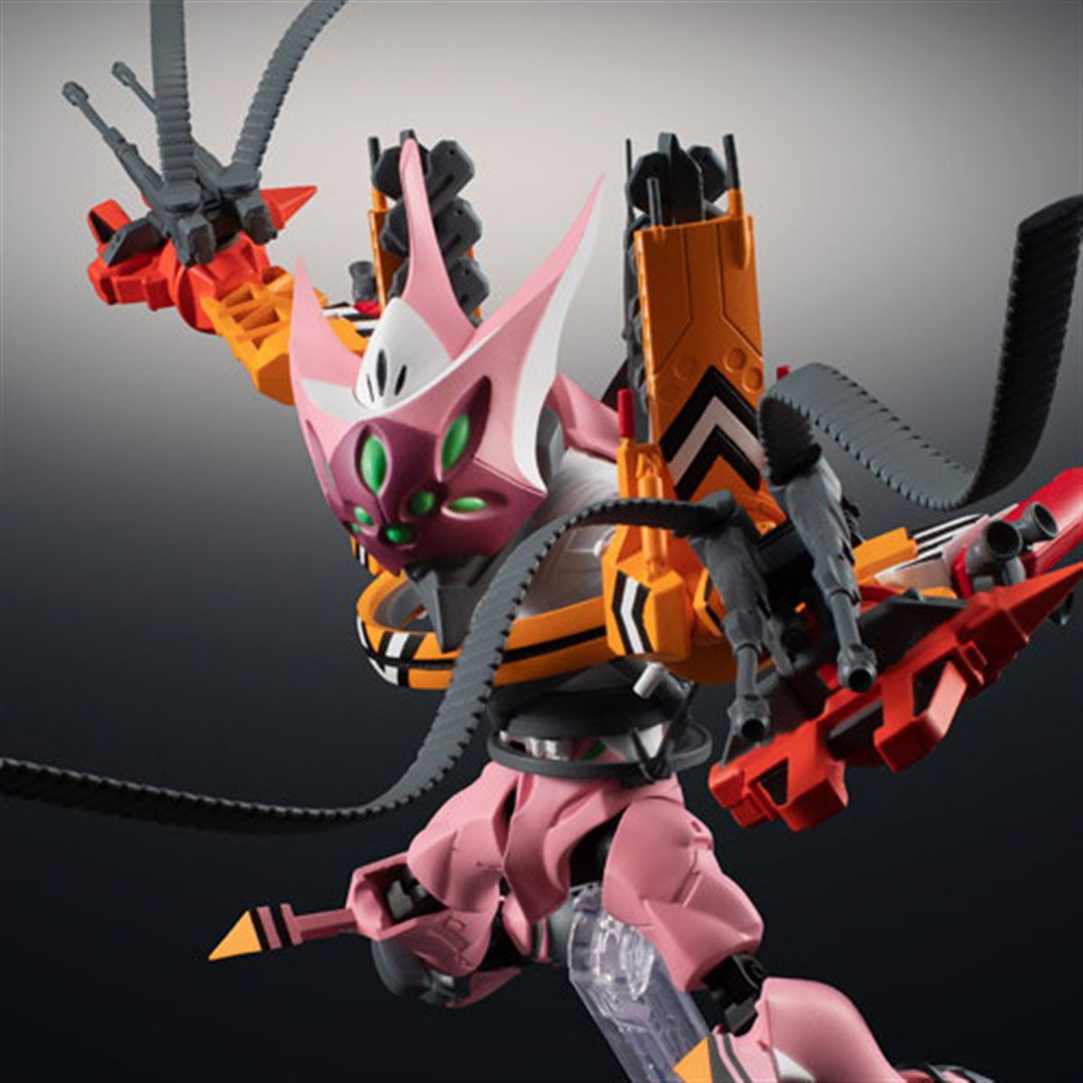 全身20か所以上が可動する「エヴァ8号機β 臨時戦闘形態」NXEDGE STYLE