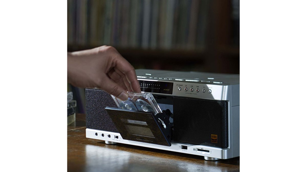 東芝、CDやテープをハイレゾ相当に再現するCDラジカセなど - 価格.com