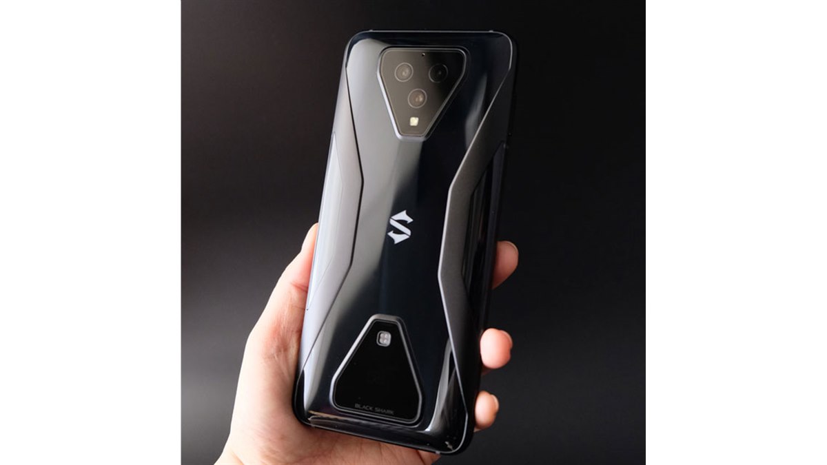ゲーミングスマホ「Black Shark 3（8GB+128GB）日本モデル」ブラックが