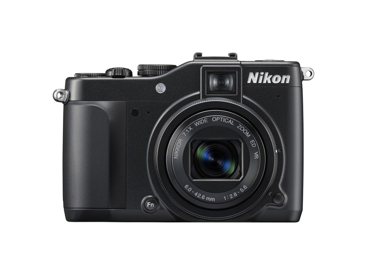 ニコン、光学7.1倍ズーム搭載「COOLPIX P7000」 - 価格.com