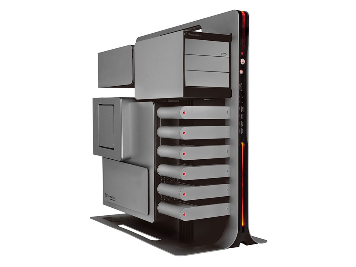 Thermaltake、50台限定のBMWデザインフルタワーPCケース - 価格.com