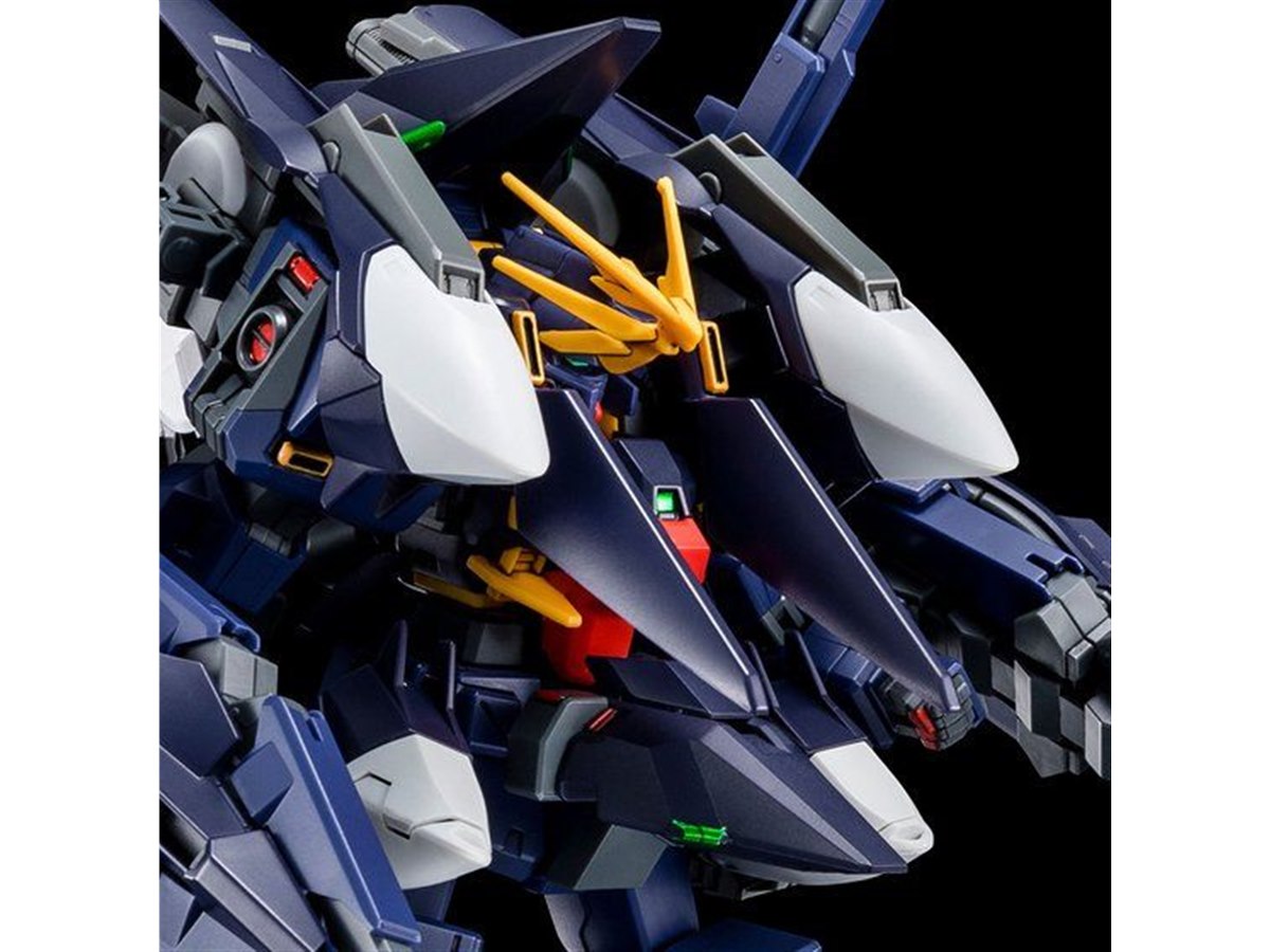 サイコ・ブレード装備のHGガンプラ「ガンダムTR-1［ハイゼンスレイ