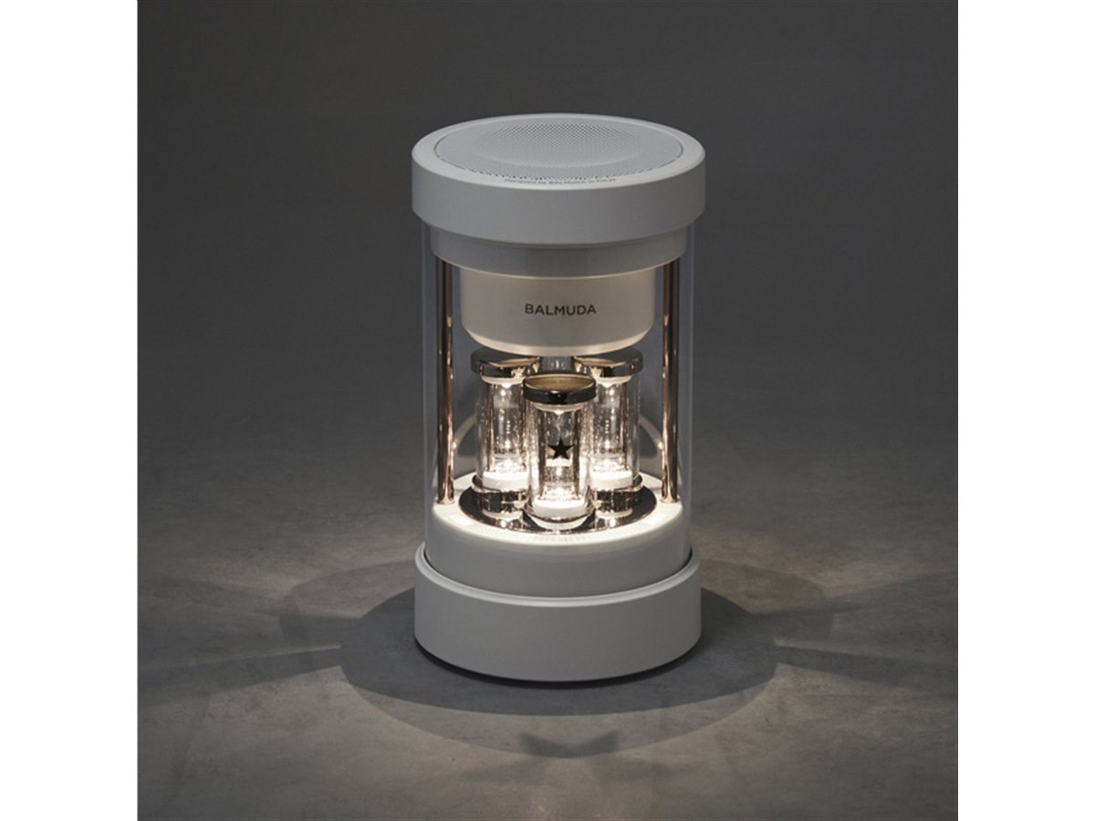 音楽に合わせて輝く”ワイヤレススピーカー「BALMUDA The Speaker」に新