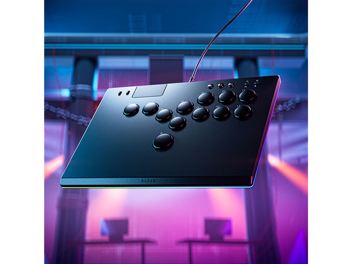 Razer、レバーレスタイプのアーケードコントローラー 「Razer Kitsune