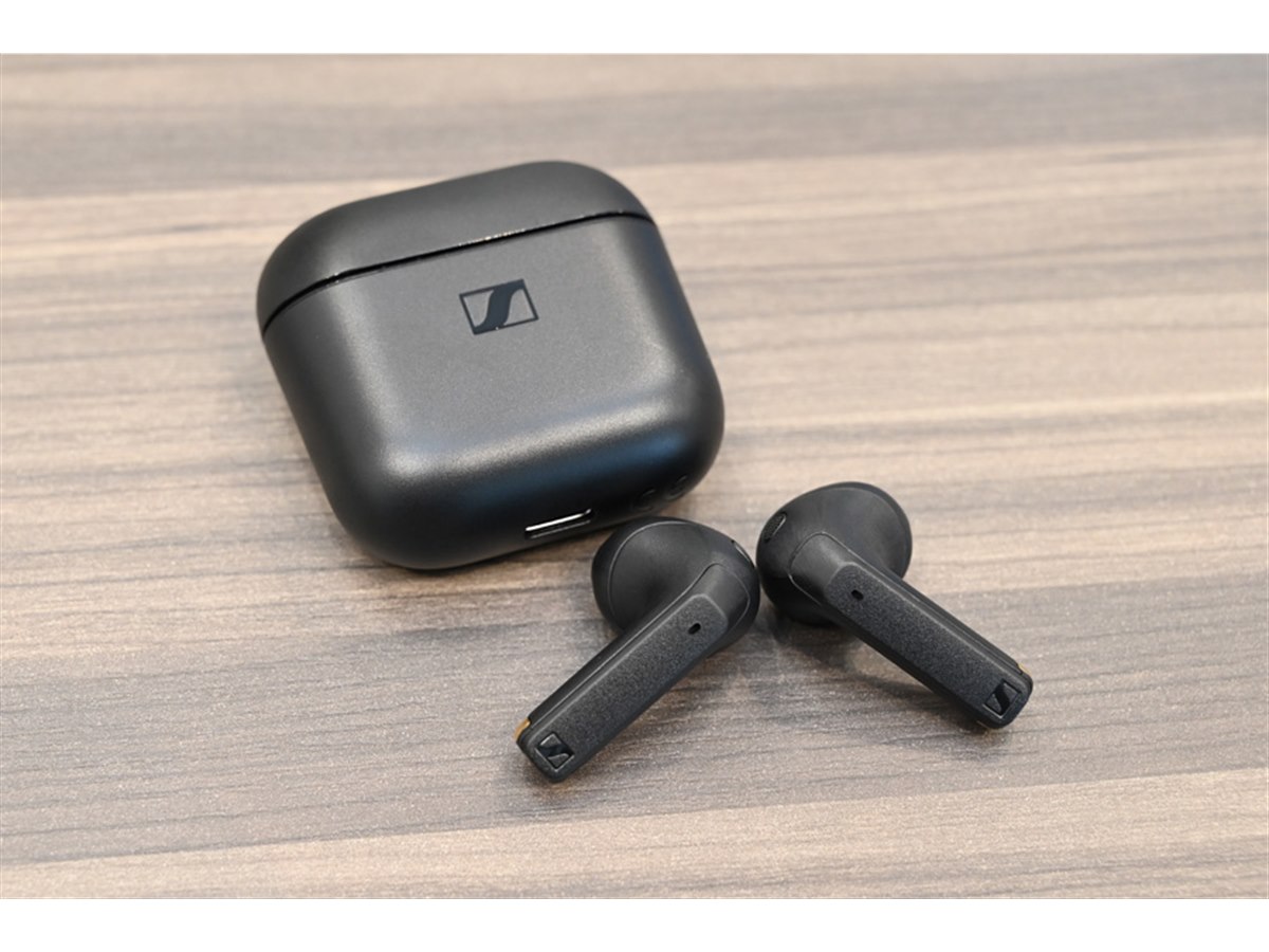 ゼンハイザー、ブランド初となるインナーイヤー型イヤホン「ACCENTUM