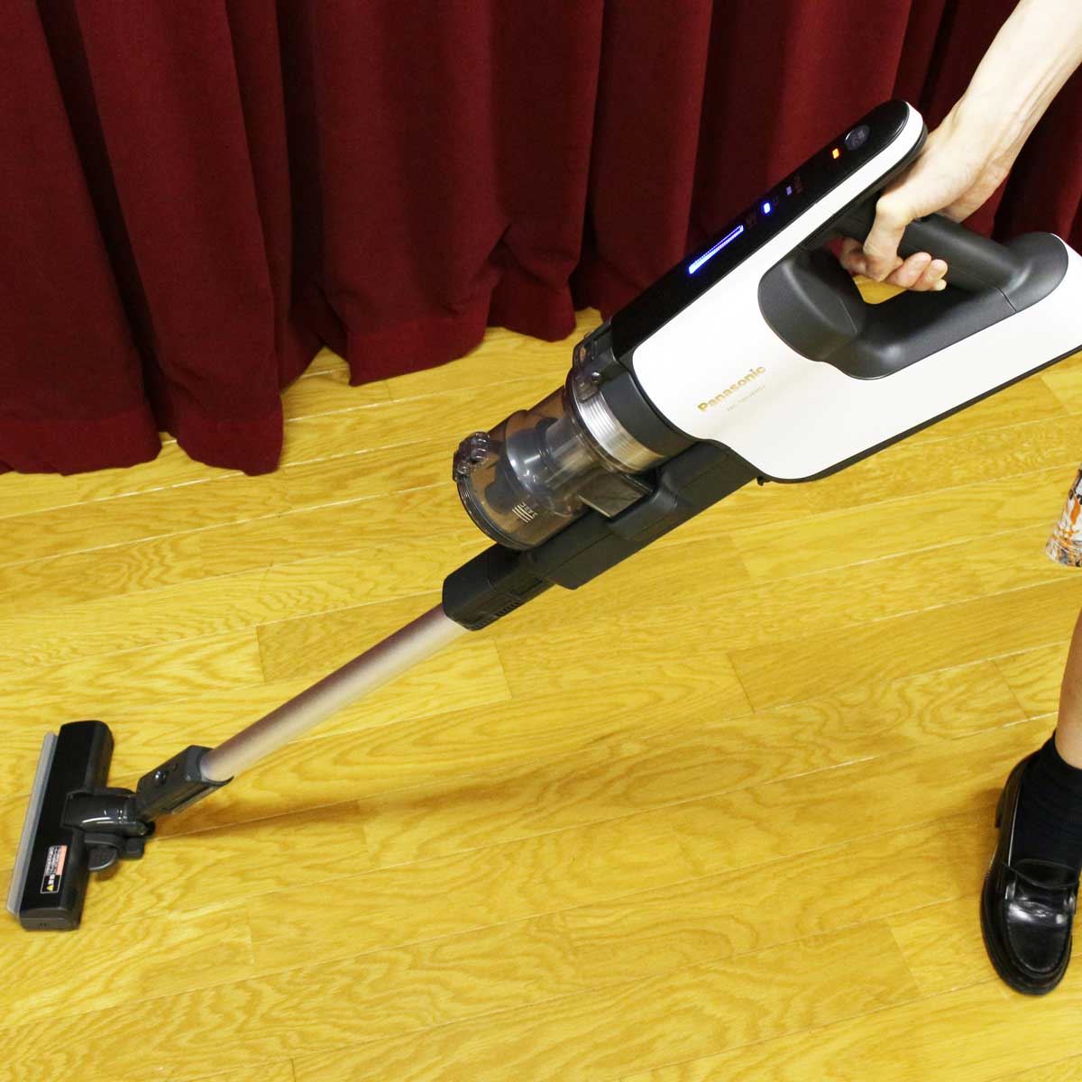 パナソニックのコードレススティック掃除機史上最高の吸引力！「パワー