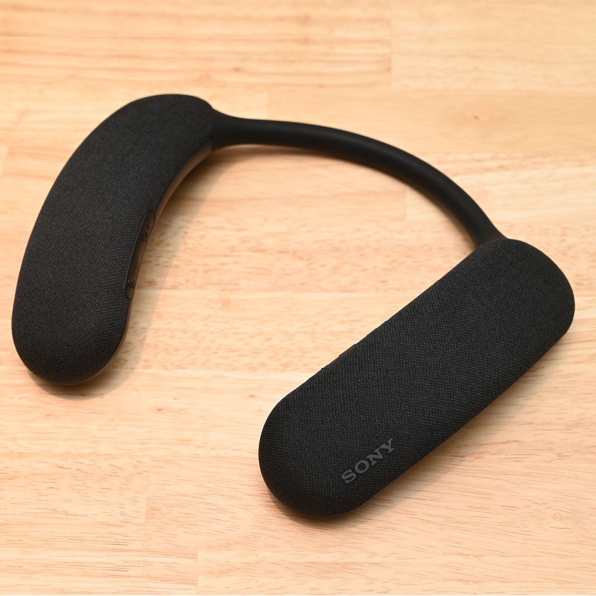 2台同時接続にも対応！ソニーのホームシアター向けネックスピーカー