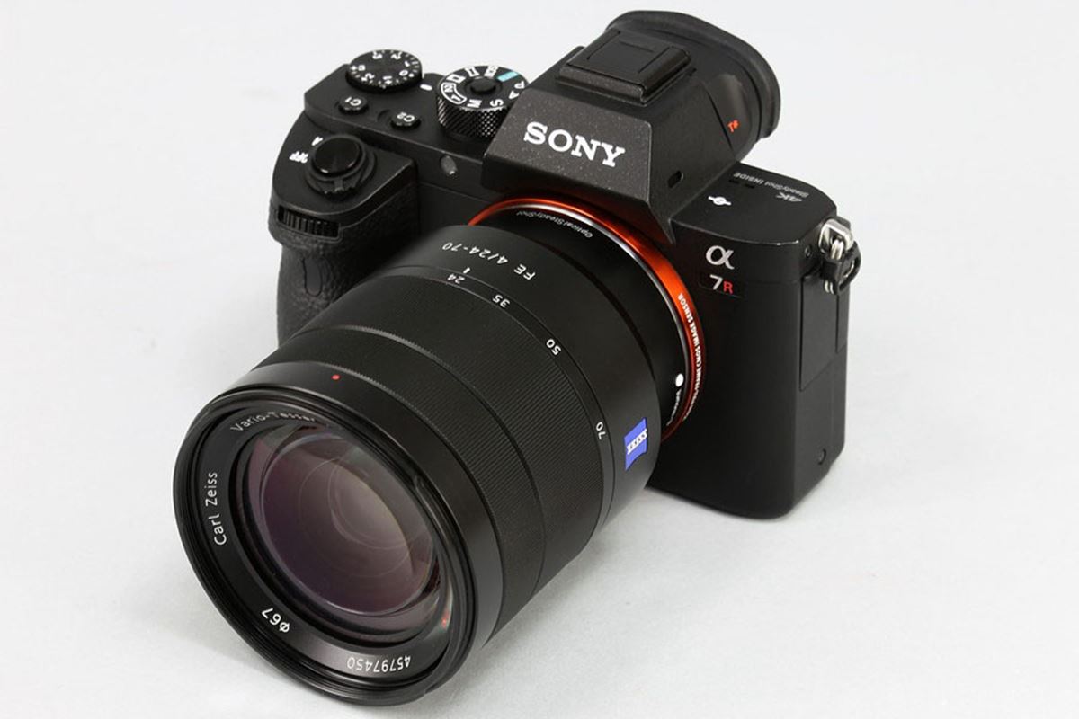 最強のハイエンドミラーレス「α7R II」に弱点はあるか？ - 価格.com