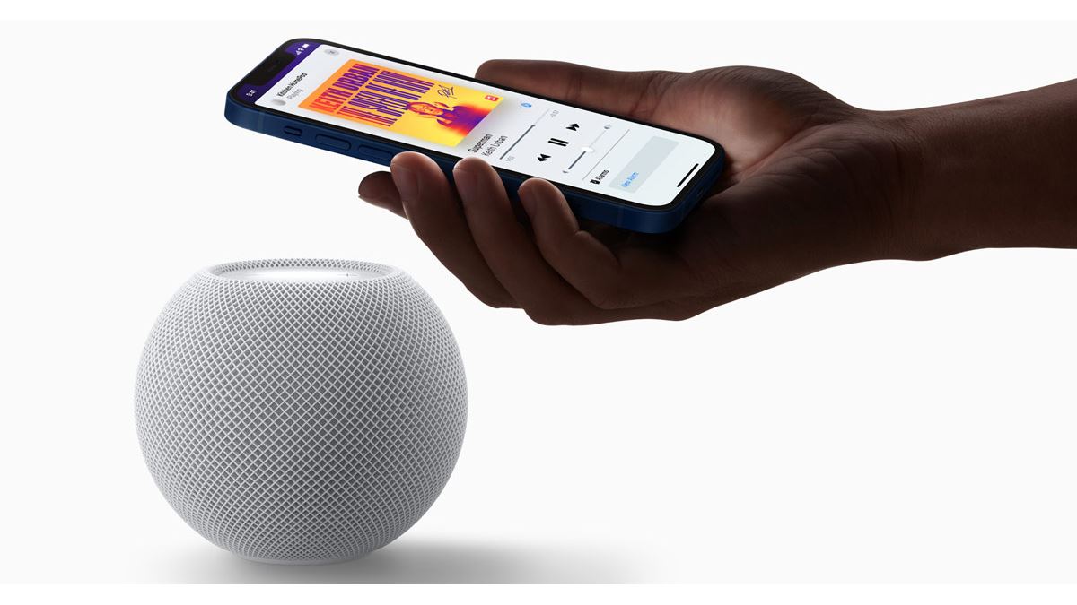 小さくて安い！ 「HomePod mini」は10,800円（税別）でiPhoneとの連携