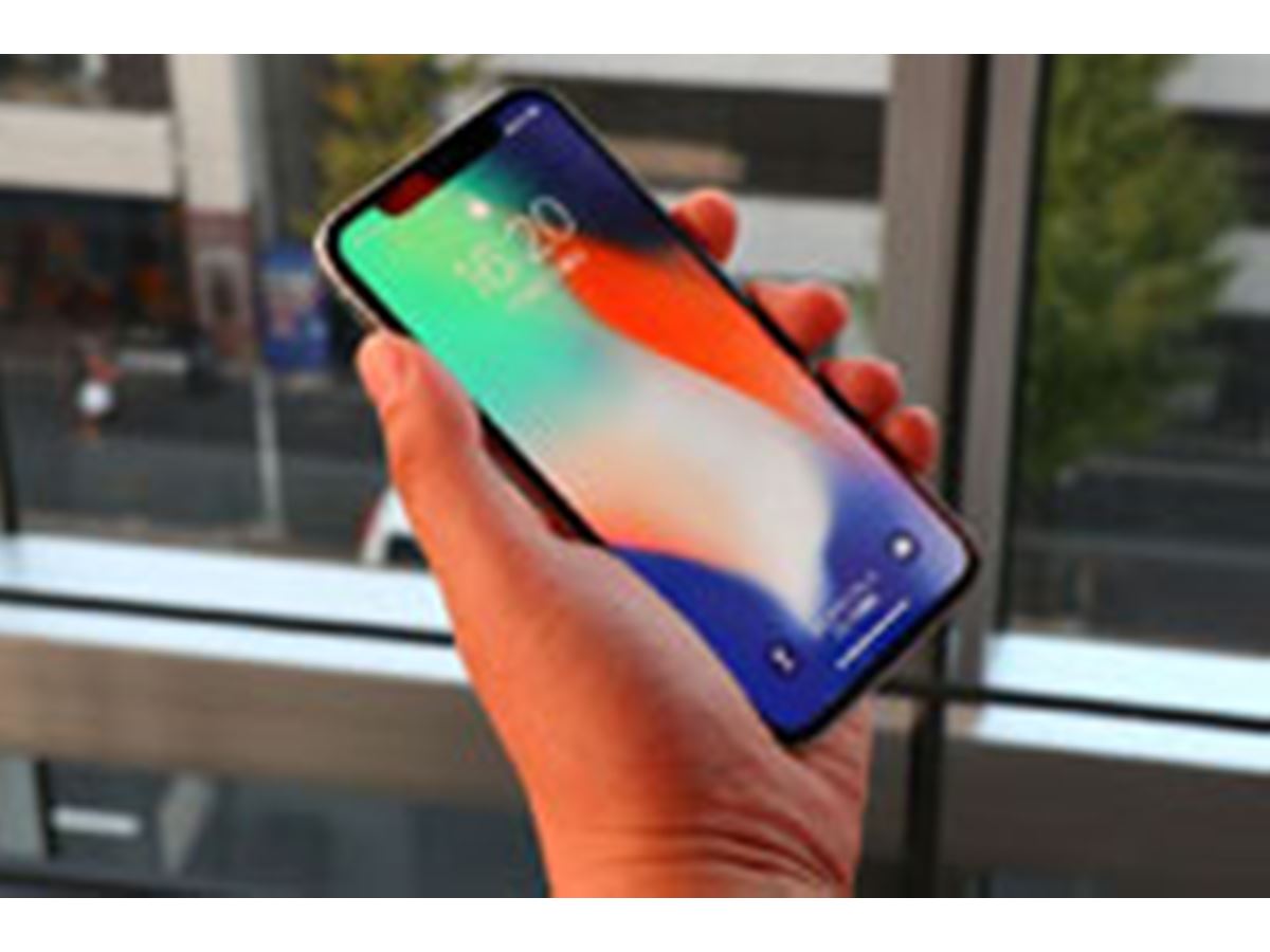iPhone X」を1週間使って感じた、いいところと気になるところ - 価格
